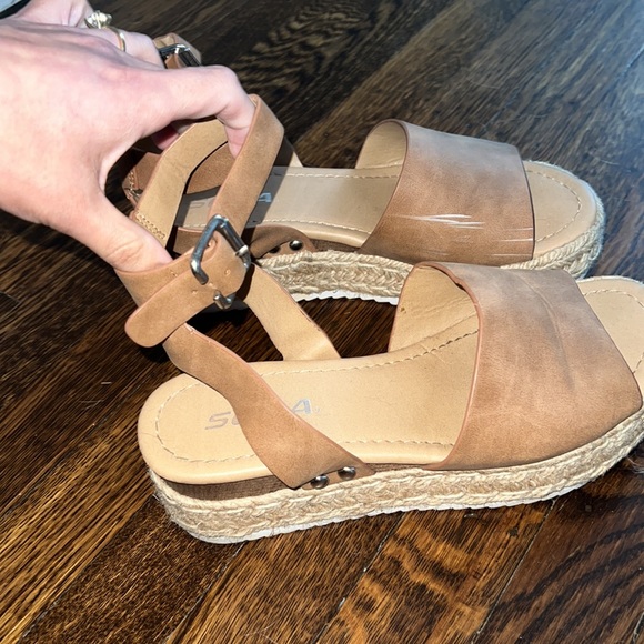 Good condition platform sandal - Picture 4 of 5